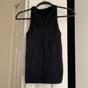 Lululemon Reveal Tank